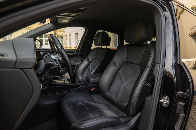 Porsche Macan S 3.0 V6 Alcantara 1. majitel - fotka 15 z 31