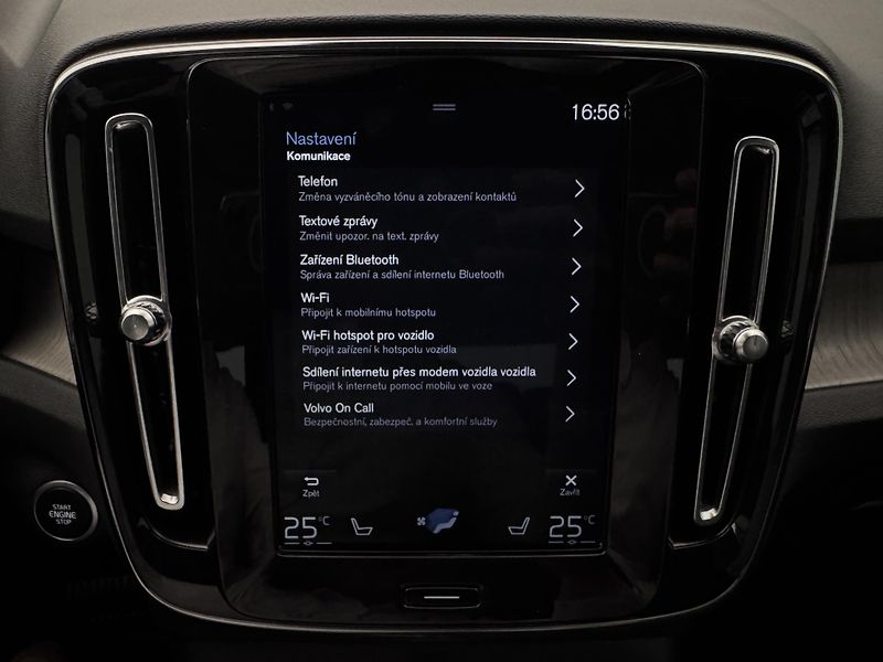 Volvo XC40 D3 INSCRIPTION AUT - fotka 36 z 43