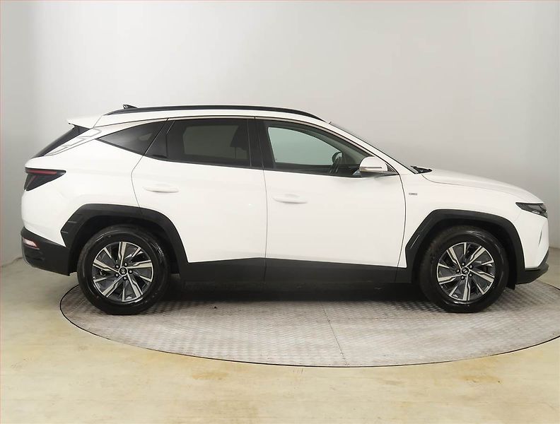 Hyundai Tucson (2021) 1.6 CRDi 48V MHEV, Automat - fotka 6 z 23