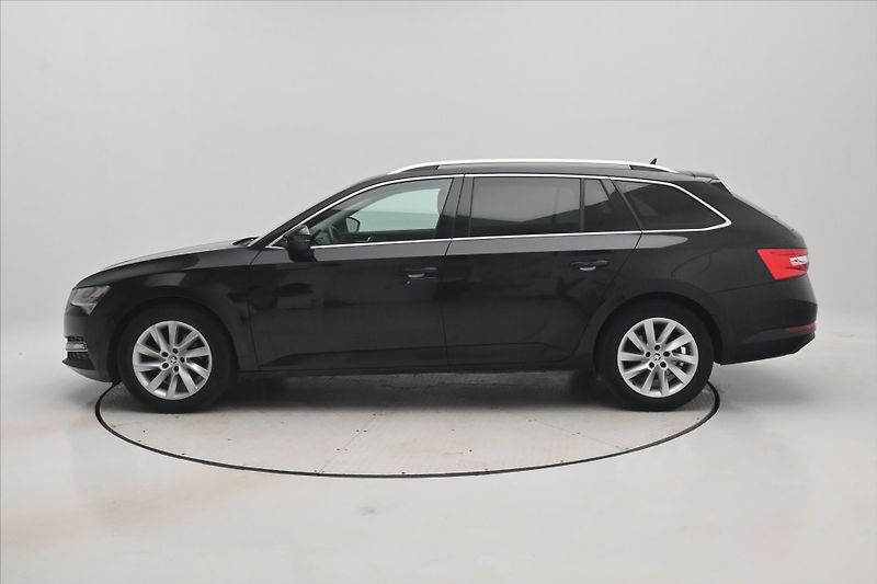 Škoda Superb 2,0 TDI 110 kW DSG Style Záruk - fotka 8 z 32