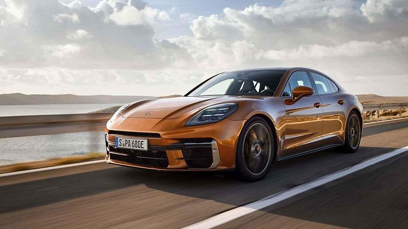 Česká premiéra Porsche Panamera v pražském bytě