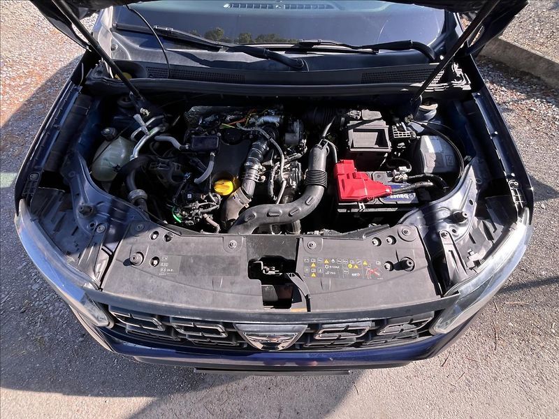 Dacia Duster 1,5 dCi 4x4 DPH  Tažné,Klima - fotka 44 z 45