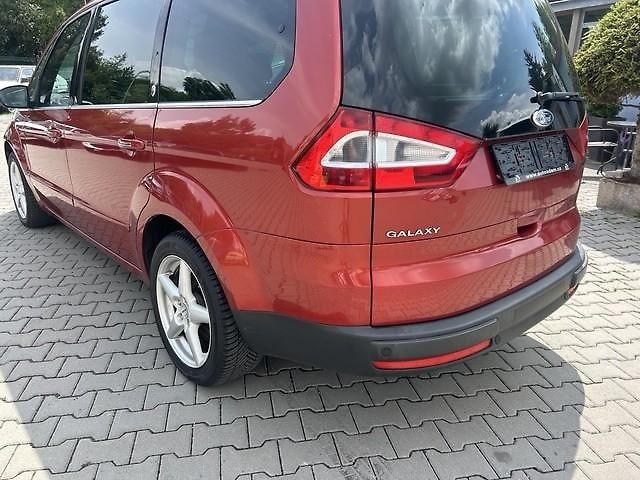 Ford Galaxy 2,0TDCi Ghia 7míst - fotka 7 z 54