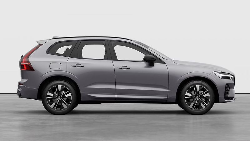 Volvo XC60 (2026) B5 2.0L 250+14 HP AT8 FWD PLUS - fotka 4 z 7
