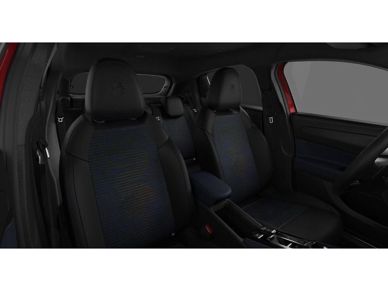 Alfa Romeo Junior (2026) Ibrida 1.2 Turbo Hybrid Q4 145 - fotka 6 z 7