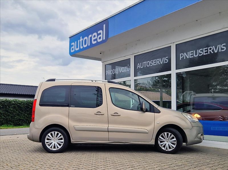 Citroën Berlingo 1,6 HDi 88kW MULTISPACE AUTOAC - fotka 6 z 30