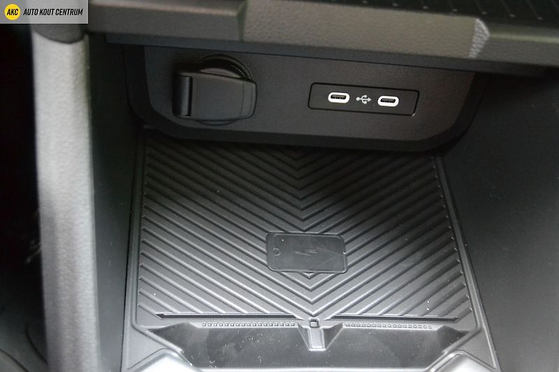 Dacia Duster 1.0TCE LPG JOURNEY  ECO- G 100 - fotka 28 z 59