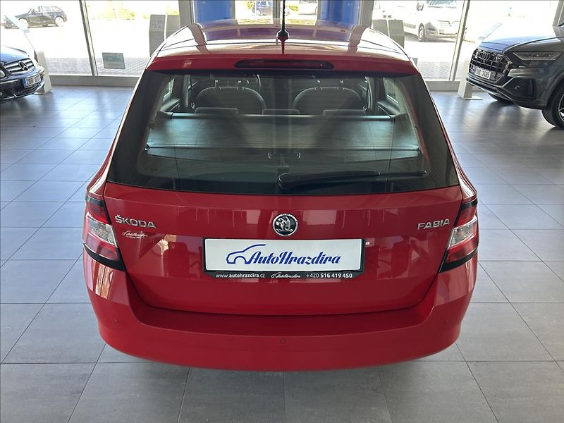 Škoda Fabia 1,2   TSI,SERVISKA,2.MAJITEL - fotka 5 z 18
