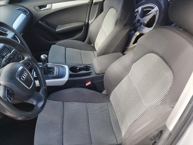 Audi A4 2,0  TDi - fotka 7 z 10