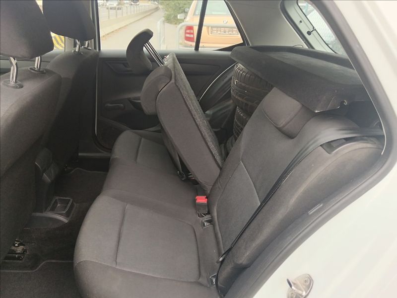 Škoda Fabia 1,2 TSi  Cool edition - fotka 19 z 21