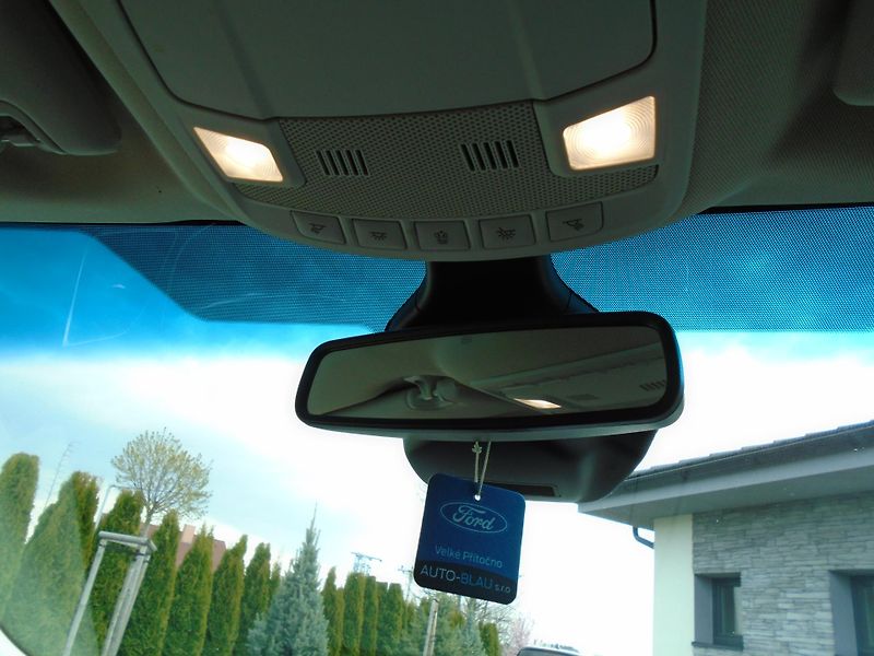 Ford Edge 2,0EcoBlue 175kW 8AT Vignale - fotka 28 z 45