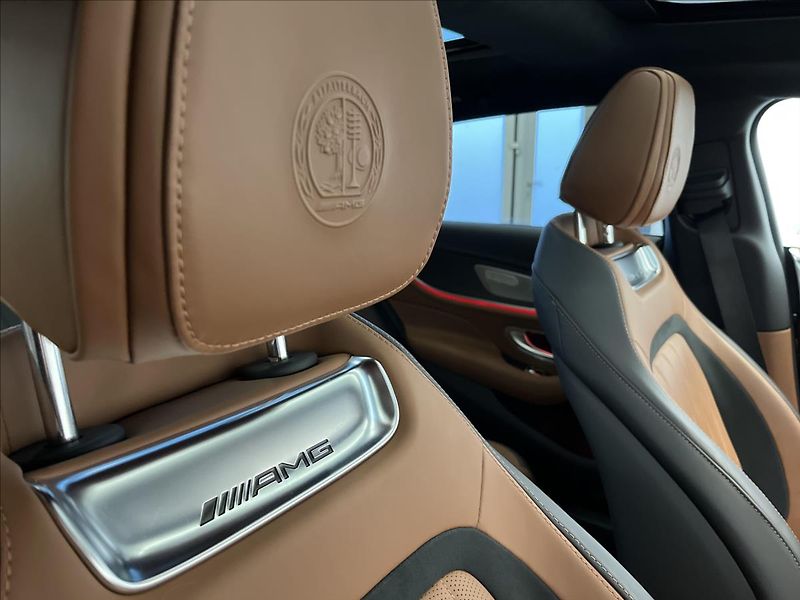 Mercedes-Benz AMG GT Mercedes 63 S 4MATIC+ - fotka 16 z 28