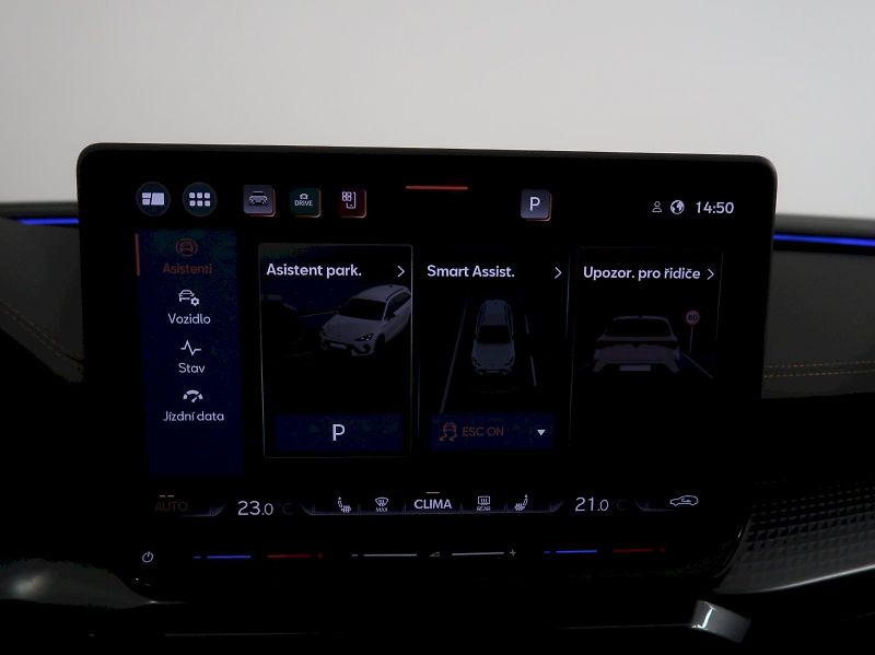 Cupra Leon (2025) ST 1.5 eTSI 110KW DSG - fotka 28 z 43