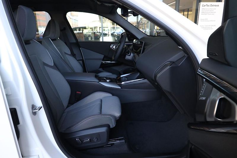 BMW X3 20 xDrive - fotka 14 z 18