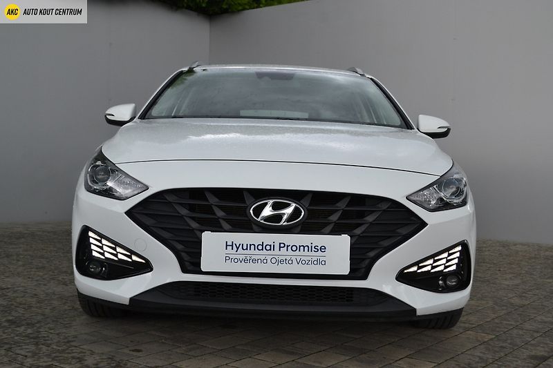 Hyundai i30 WG 1,5I MT COMFORT ALU16 - fotka 44 z 44