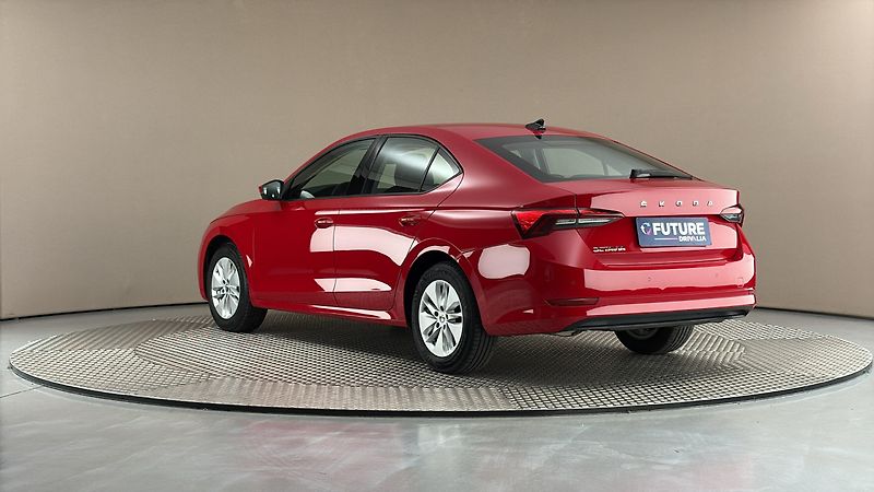 Škoda Octavia 1.5 TSI Ambition - fotka 2 z 25