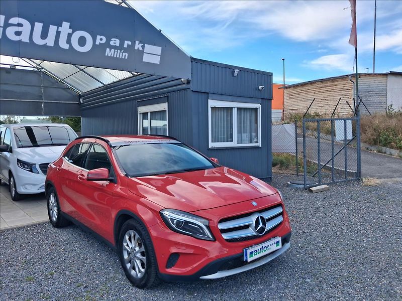 Mercedes-Benz GLA 2,1 automat, nová STK , TZ - fotka 1 z 16