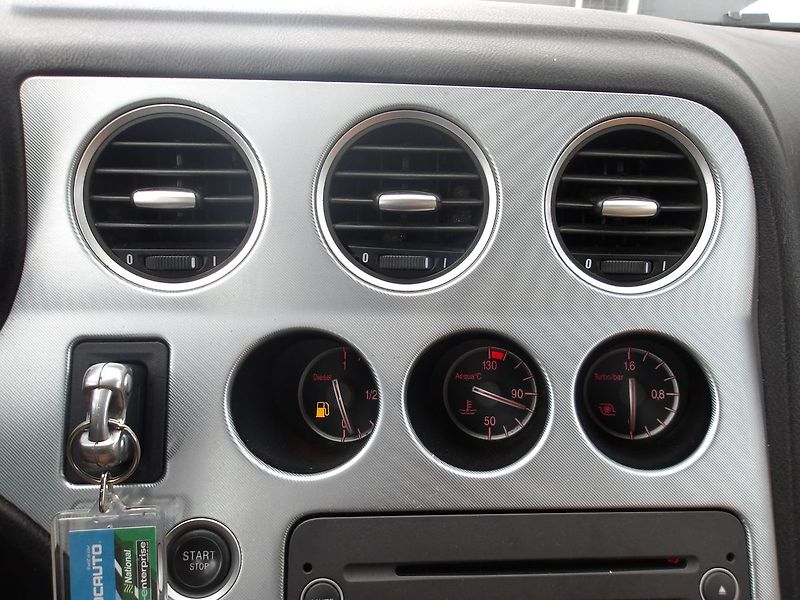 Alfa Romeo 159 2,4JTD HLUČNÁ SPOJKA ! - fotka 23 z 30