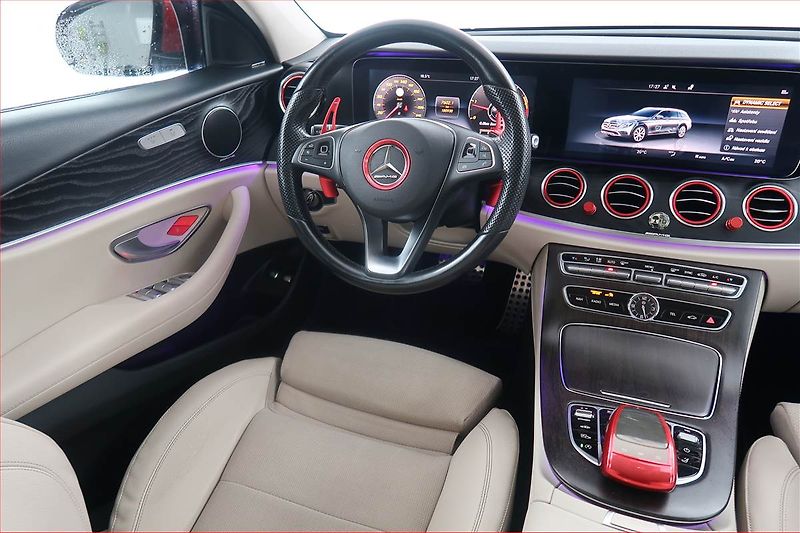 Mercedes-Benz Třídy E (2017) All-Terrain E 220 d 4MATIC - fotka 7 z 19