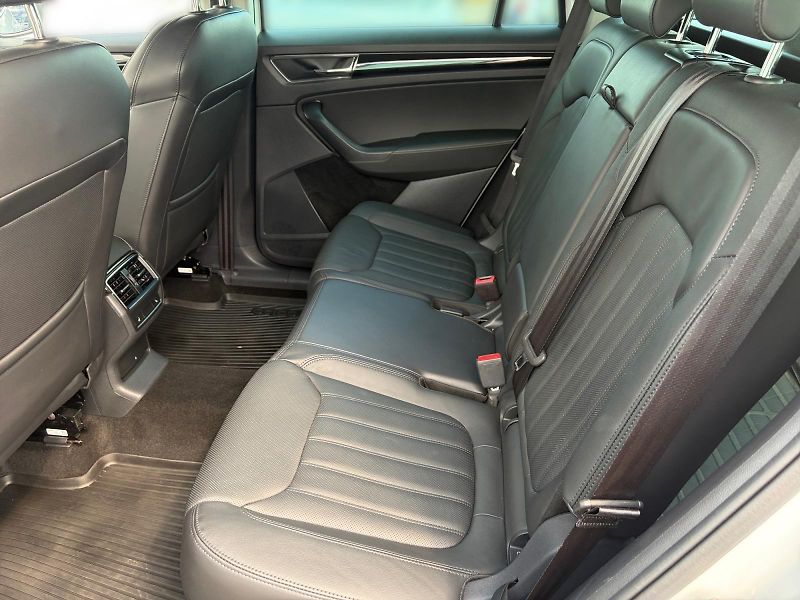 Škoda Kodiaq (2023) L&K 2.0TSI 140kW DSG 4x4 TAŽNÉ - fotka 8 z 11