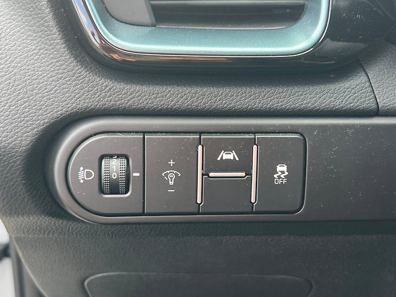 Kia Ceed (2025) Edice 30 1.5 T- GDI 103 kW 6°m - fotka 30 z 32