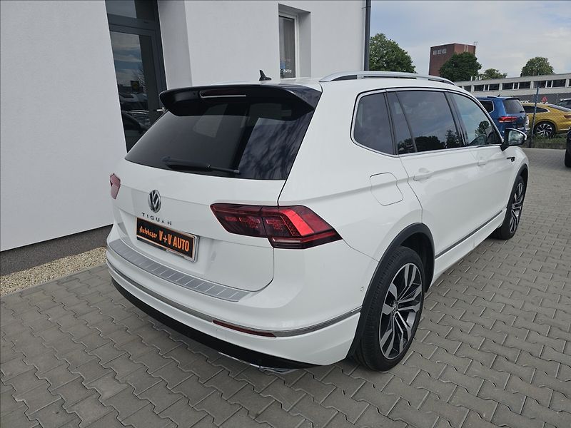 Volkswagen Tiguan Allspace 2,0TDi176KW R-Line Webasto - fotka 7 z 51