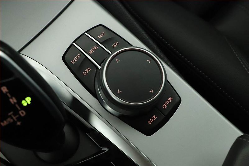 BMW Řada 5 (2021) 520d xDrive - fotka 18 z 21