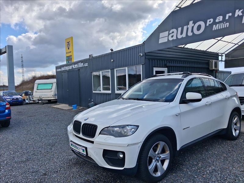 BMW X6 3,0 X-Drive, kamera - fotka 3 z 14