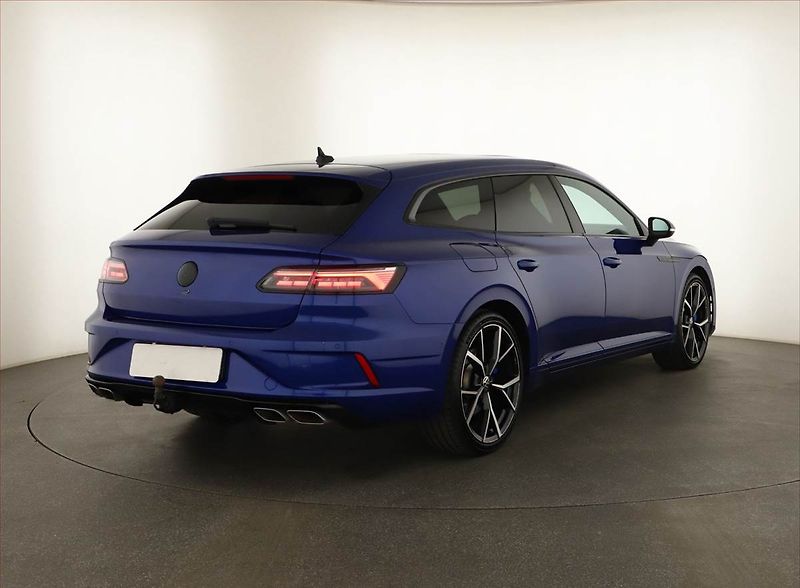 Volkswagen Arteon (2022) R-line R 2.0 TSI 4Motion - fotka 5 z 21