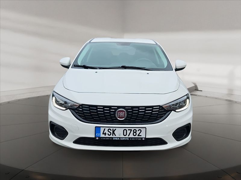 Fiat Tipo 1,4 95k Plus - fotka 3 z 11