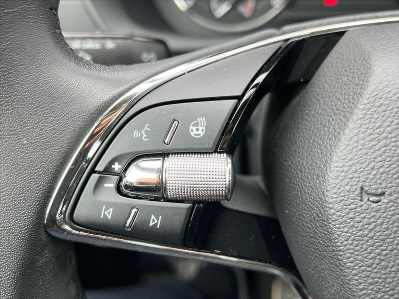 Škoda Octavia 2,0 TDi 85kW AMBITION  IV. - fotka 23 z 25