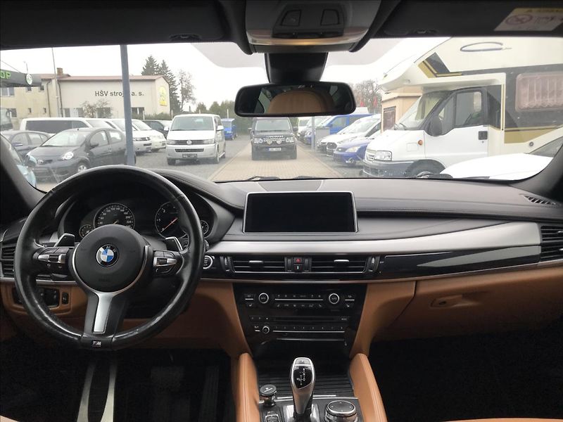 BMW X6 3,0    KV21) xDrive30d - fotka 16 z 22