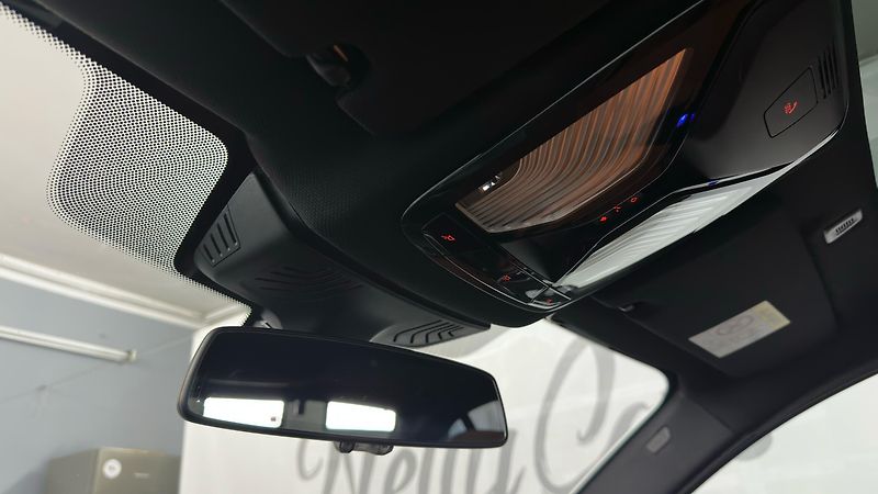 BMW Řada 5 XDIRVE/SPORT LINE/2 SADY GUM - fotka 36 z 55