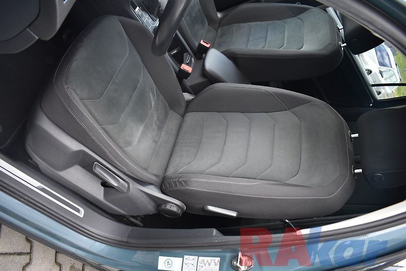 Volkswagen Tiguan Allspace (2021) Highline 2,0 TSI 4Motion,7míst - fotka 7 z 33
