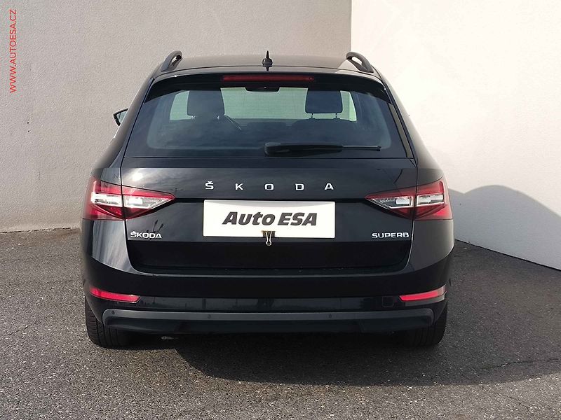 Škoda Superb (2019) 2.0TDI, ČR, Ambition, DSG - fotka 5 z 24