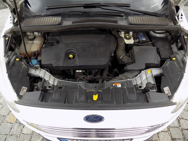 Ford C-MAX 2,0 TDCI 110 KW TITANIUM NAVI - fotka 36 z 39