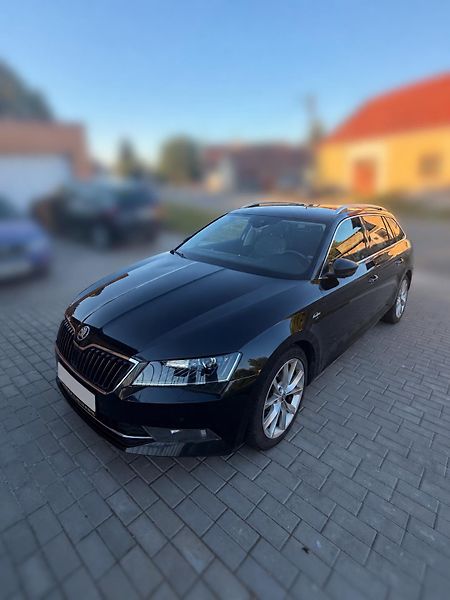 Škoda Superb (2017) - fotka 2 z 22