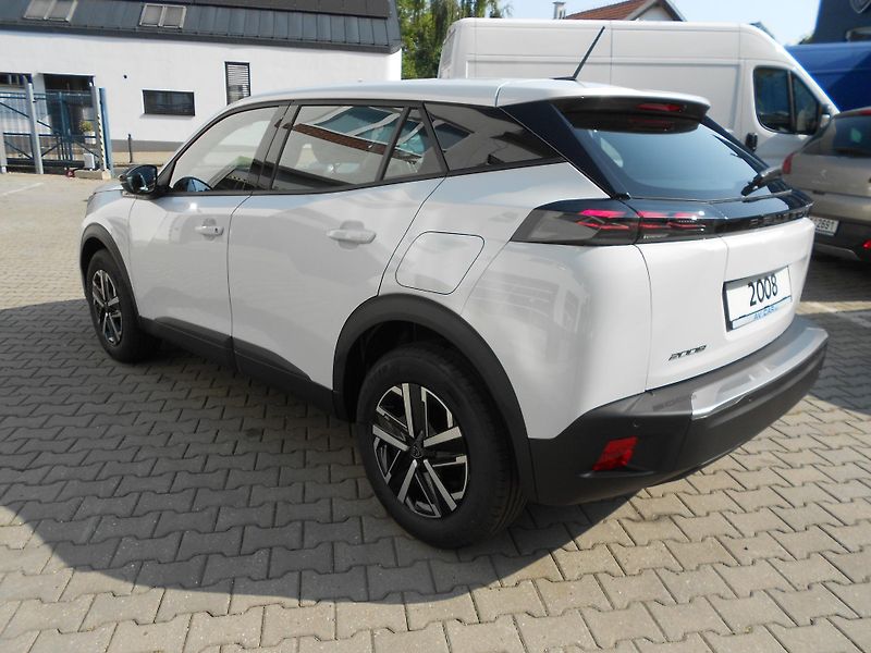 Peugeot 2008  STYLE PureTech 100 MAN6 - fotka 5 z 8