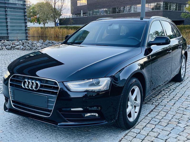 Audi A4 2.0TDI MAN VÝHŘEV SERVISKA LED - fotka 4 z 41