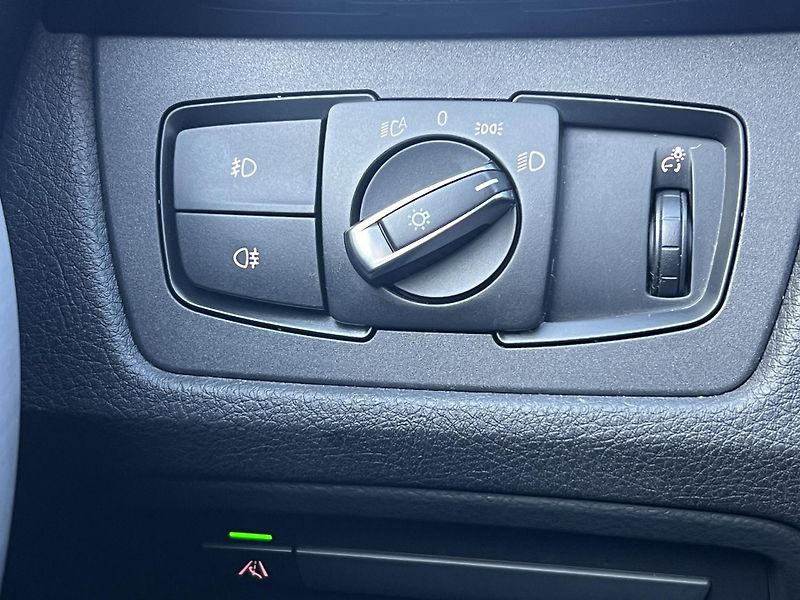 BMW Řada 3 320D M-PAKET X-DRIVE AUTOMAT - fotka 13 z 52