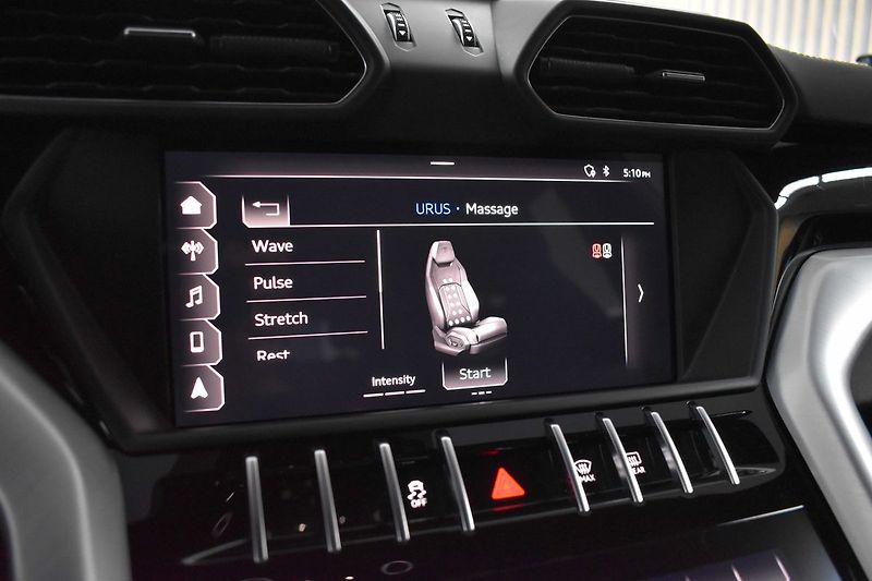 Lamborghini Urus 4.0 V8 650 PS AIR*B&O*DPH* - fotka 32 z 52