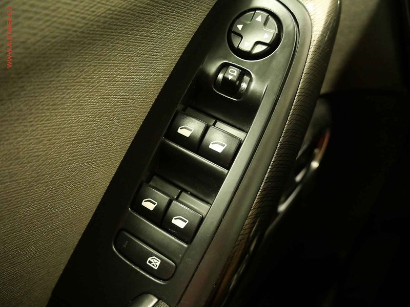 Citroën Grand C4 Picasso (2017) 1.6HDi, 2.maj,ČR, AT, navi - fotka 14 z 21