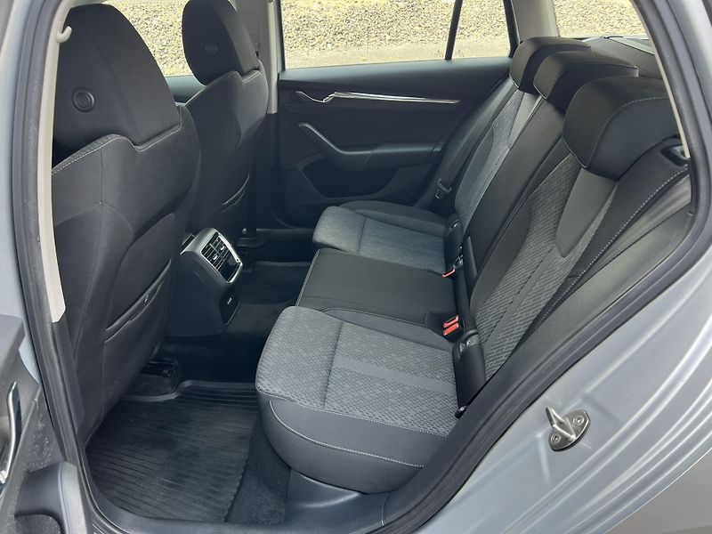 Škoda Octavia (2021) 1.5TSI 110kW STYLE TAŽNÉ  - fotka 10 z 25
