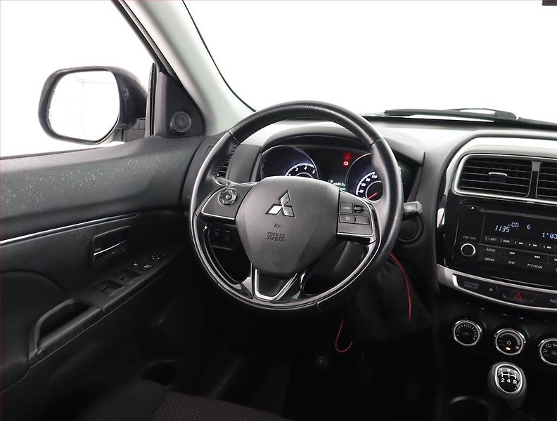 Mitsubishi ASX (2015) 1.6 MIVEC, Tempomat - fotka 7 z 19
