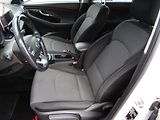Hyundai i30 (2017) 1.6CRDi, ČR, servis.kniha, AC - náhled 9