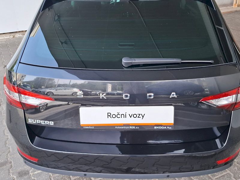 Škoda Superb (2024) COMBI GRT AMB TD 110/2.0 7DG - fotka 11 z 35