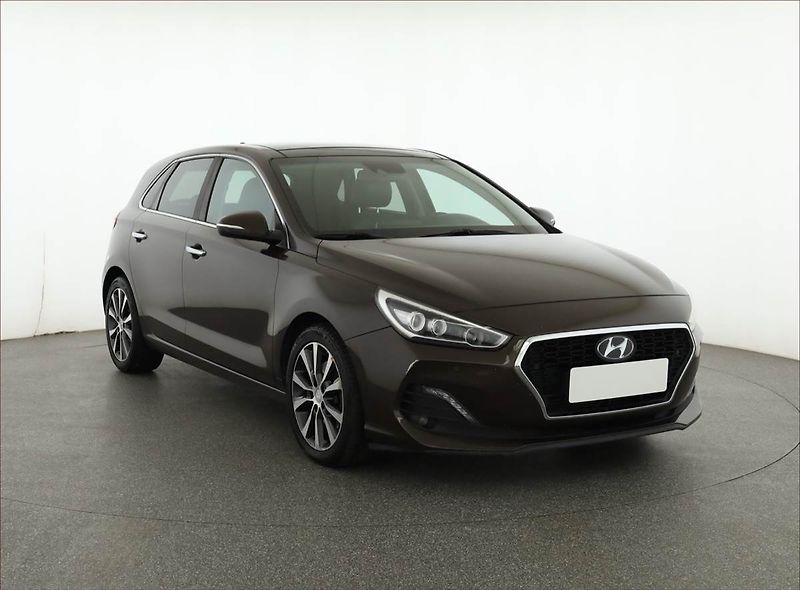 Hyundai i30 (2017) 1.6 CRDi, Serv.kniha, Kůže - fotografie inzerátu
