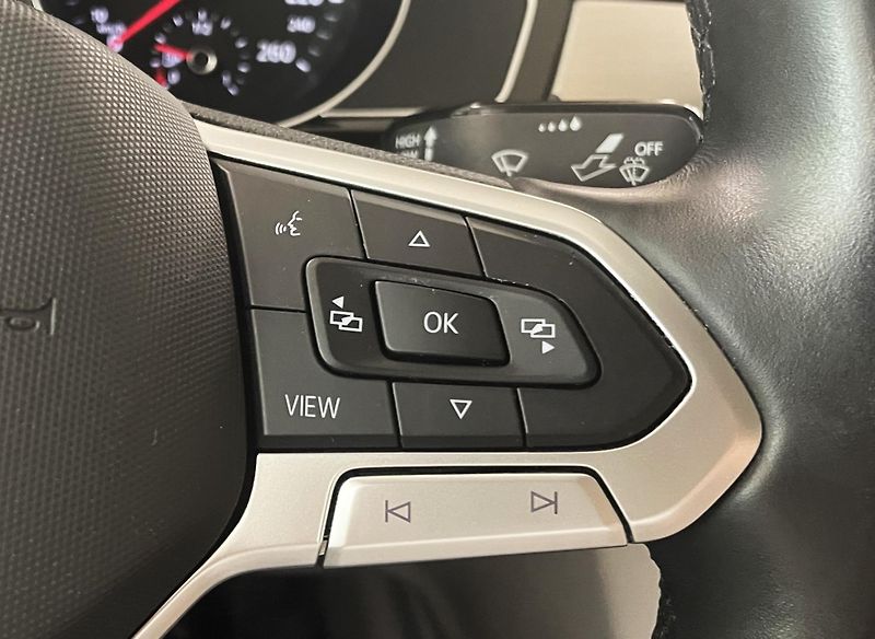 Volkswagen Passat 2.0TDI 110 kW BMT Elegance, ČR - fotka 16 z 29