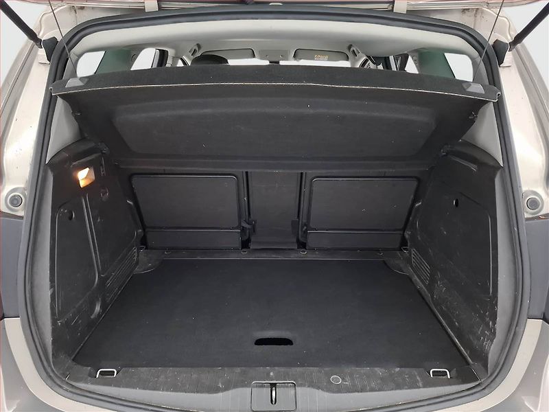 Opel Meriva (2015) 1.4 Turbo, Tempomat - fotka 13 z 18