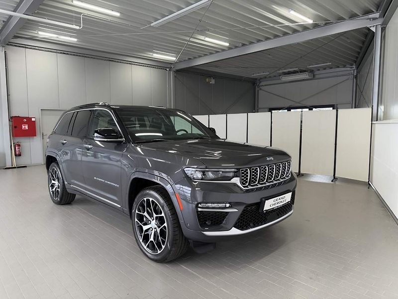 Jeep Grand Cherokee (2024) SUMMIT RESERVE 4xe - fotka 7 z 15